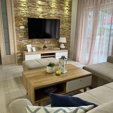 Apartman Mak โมสตาร์ ภายนอก รูปภาพ