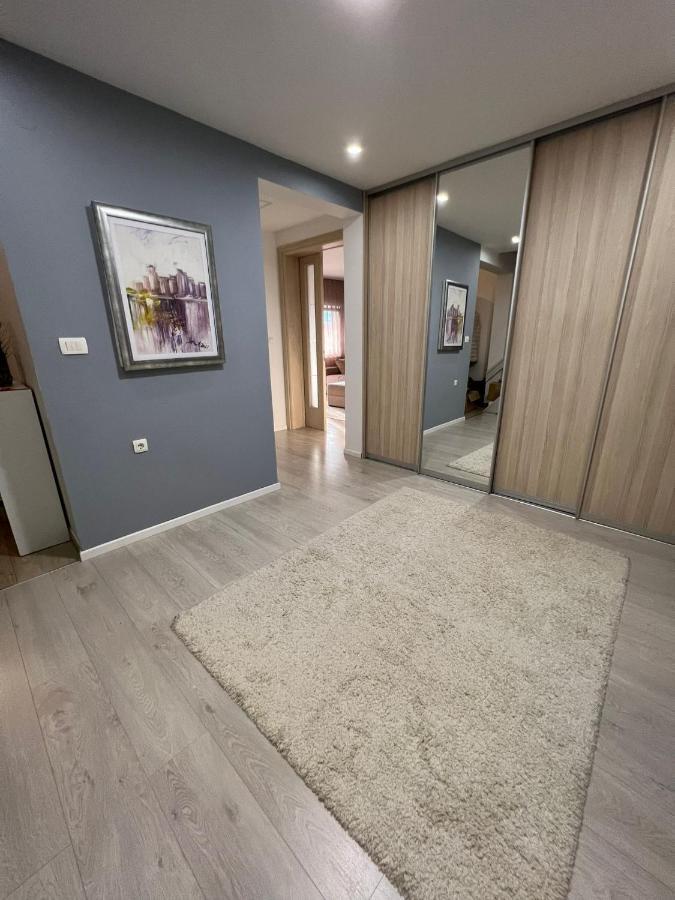 Apartman Mak โมสตาร์ ภายนอก รูปภาพ